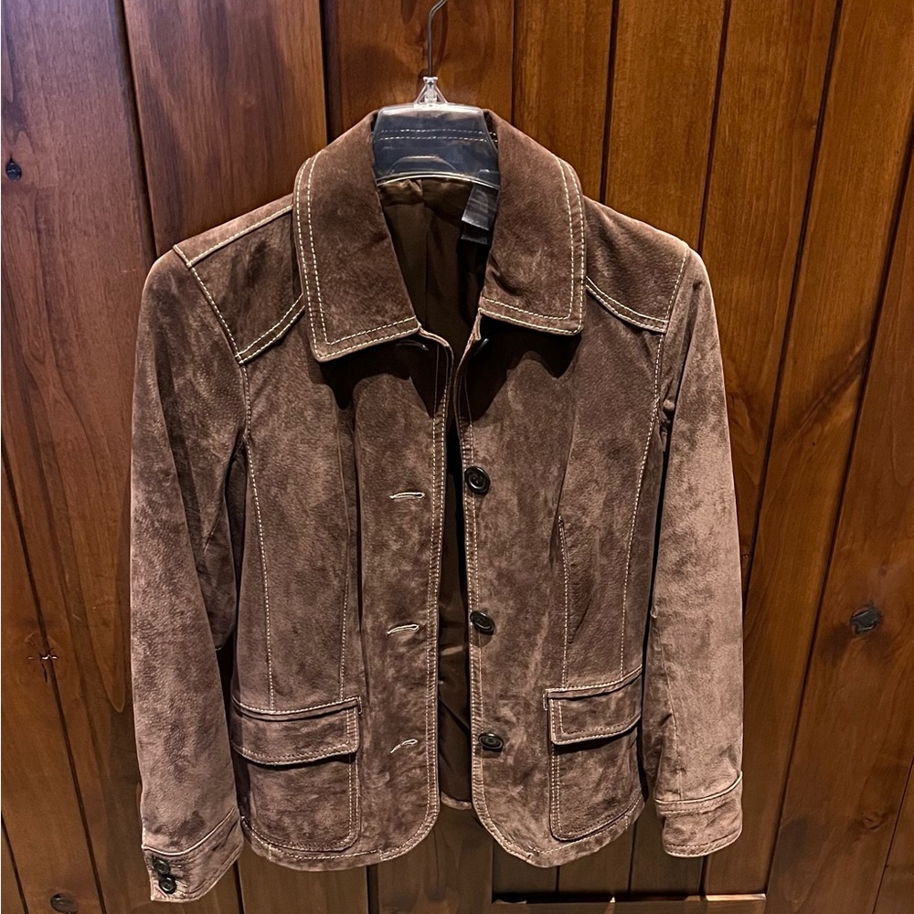Women’s Brown Suede Jacket Liz Claiborne Size S Button closure